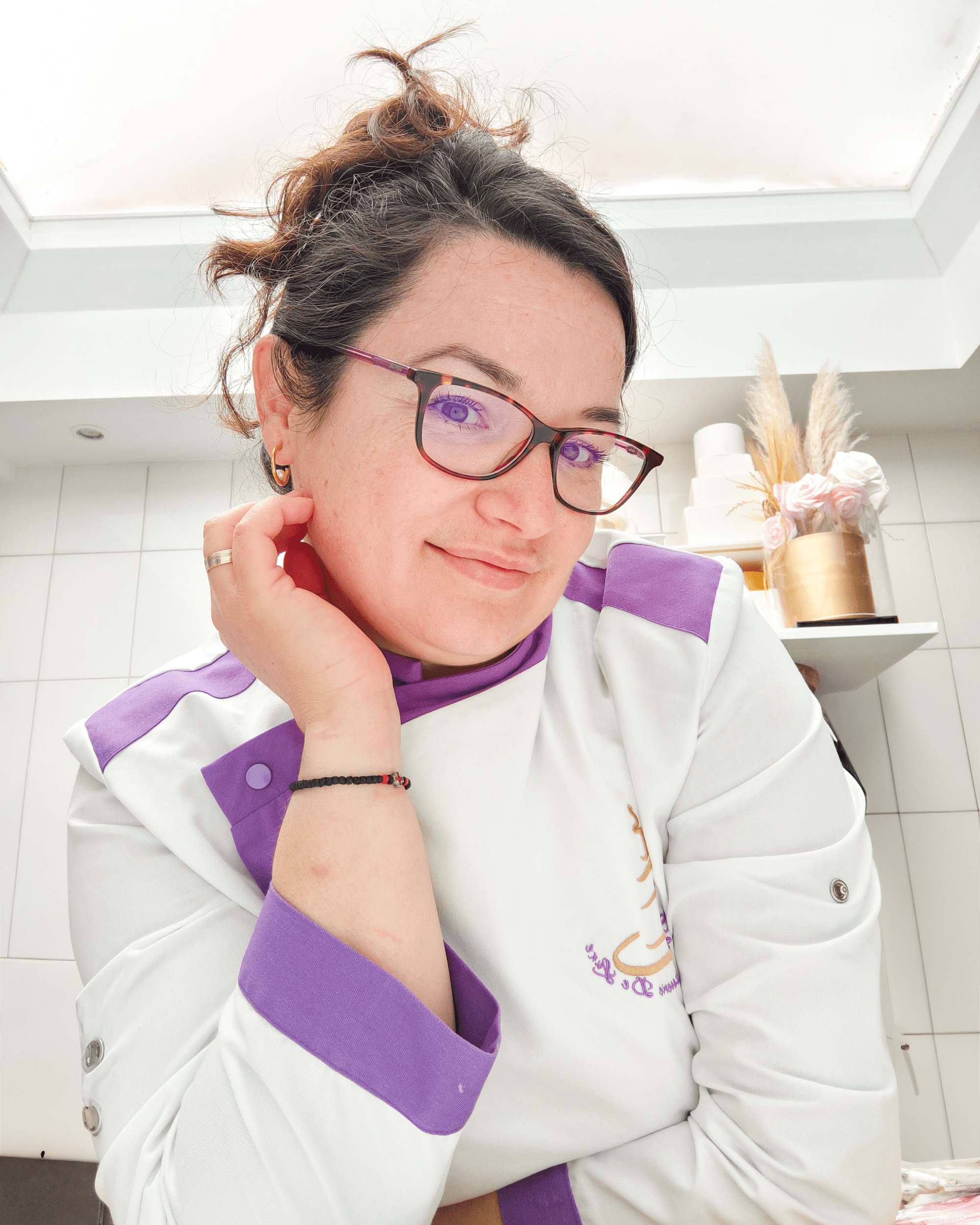 Ani van Deliscu Patisserie De Luxe maakt moderne en traditionele Italiaanse bruidstaarten, dooptaarten, baby shower taarten en heerlijke gebakjes voor heel Nederland